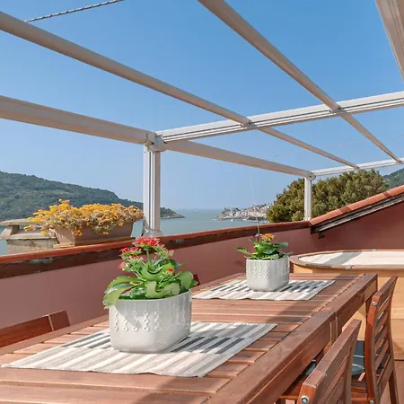 The Boat House Portovenere Apartment